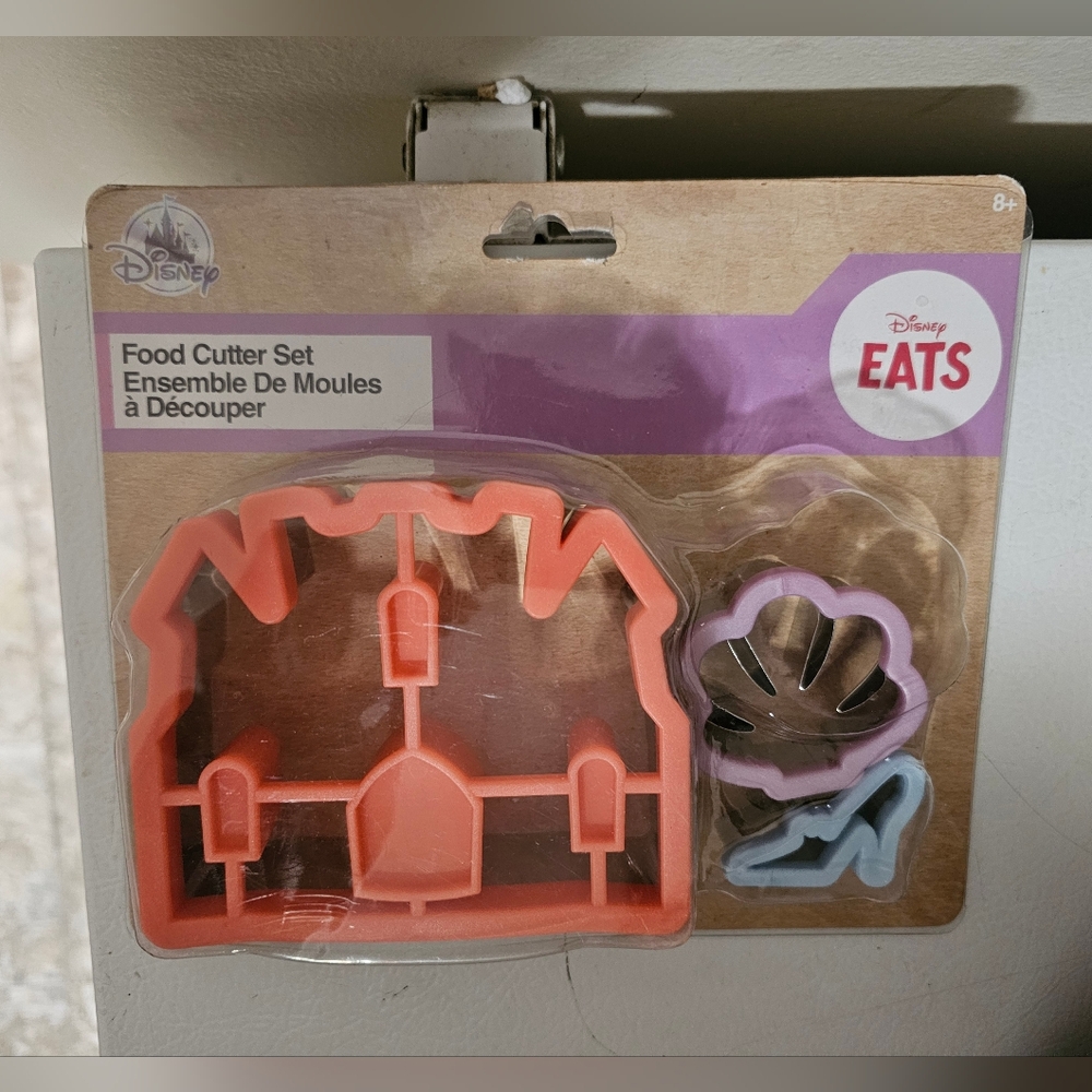 Disney Store Disney Eats Princess Food Cutter Set Metal NEW